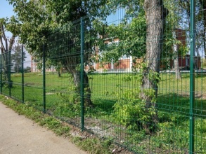 3D заборы для школы 90 метров фото в Долгопрудном